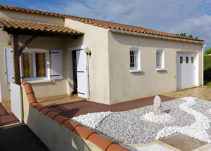 Maison De : Plage, Foret Et Calme A - Fr-1-336-113